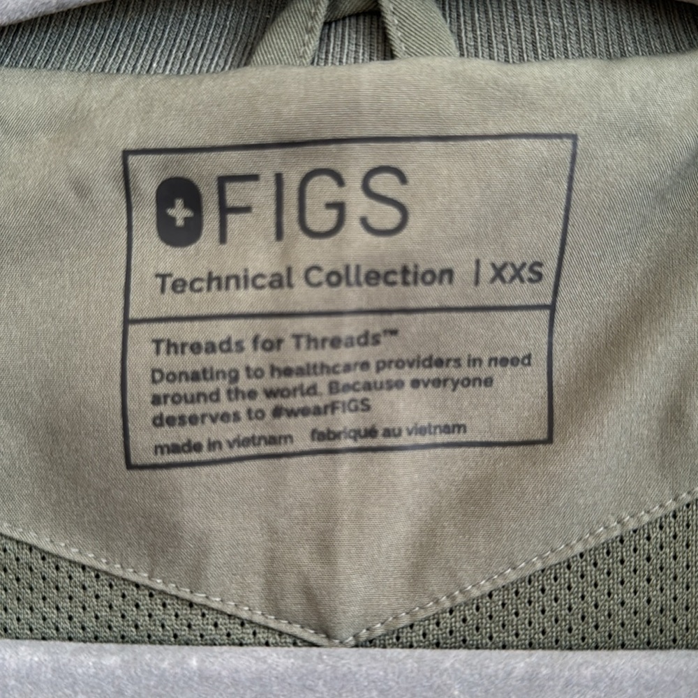Figs Scrub Jacket - image 3